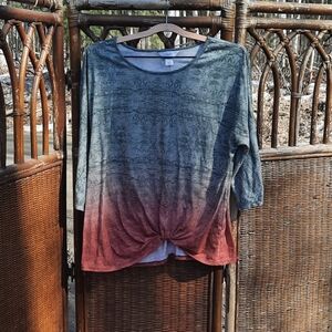 🍀3/15 CJ Banks Long Sleeve Shirt